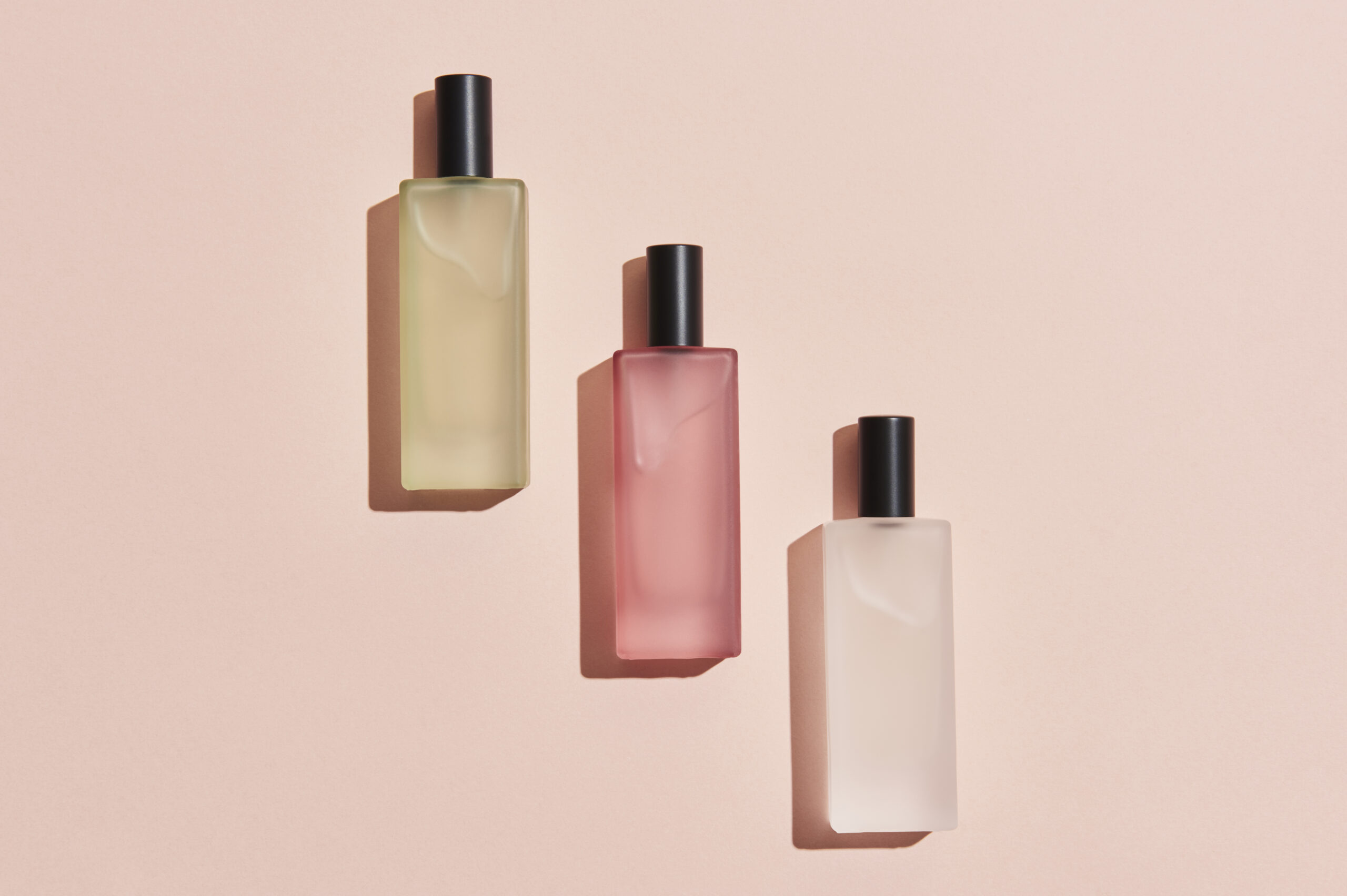 Diferencias Clave entre Perfumes y Colonias que Debes Conocer para Elegir Como un Experto